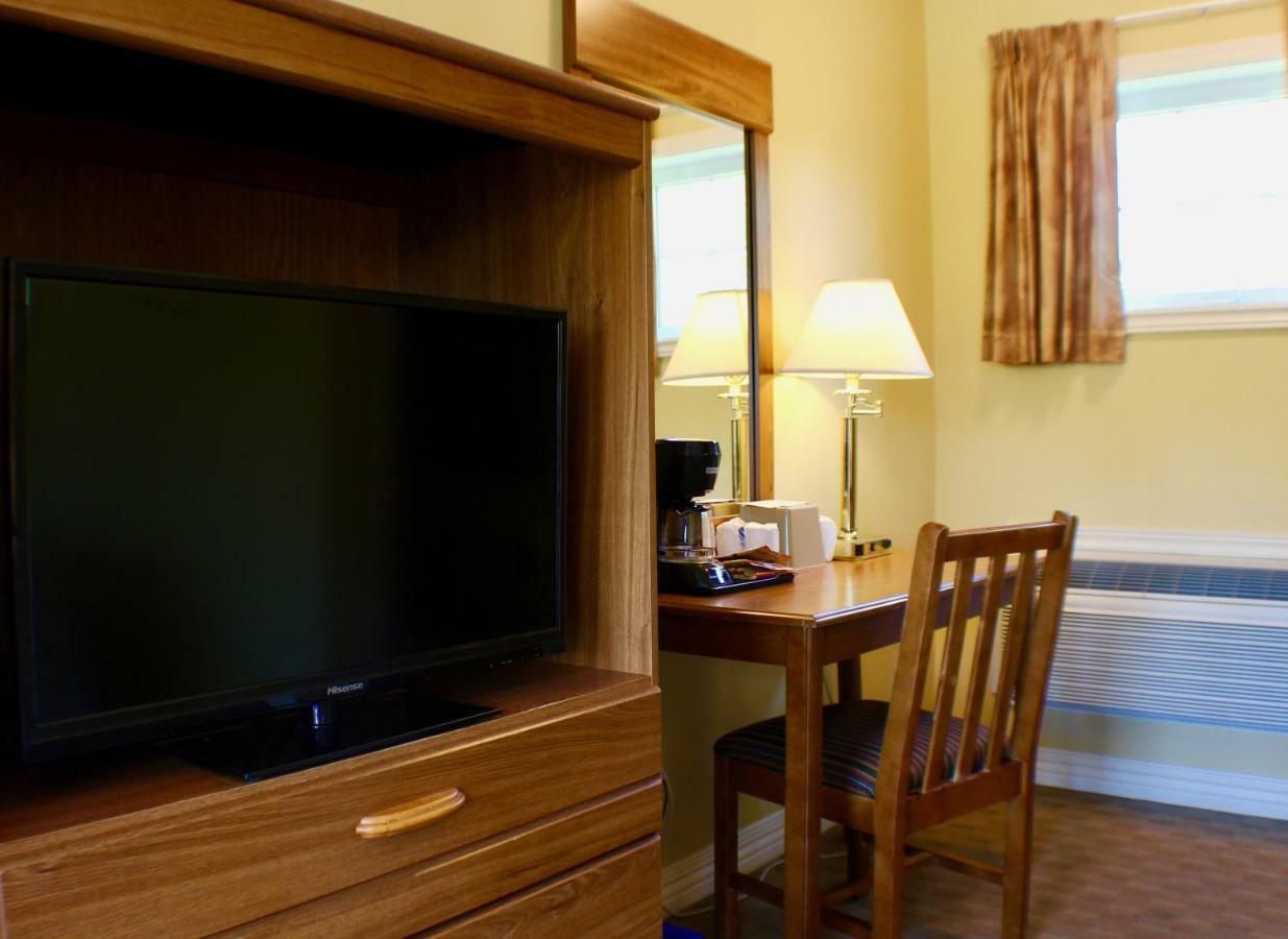 Evangeline Inn & Motel Grand pré Dış mekan fotoğraf