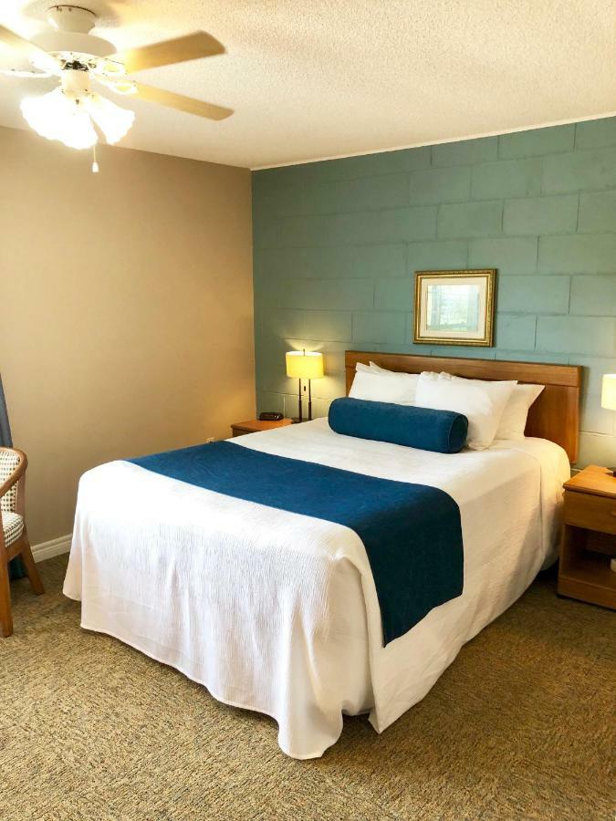 Evangeline Inn & Motel Grand pré Dış mekan fotoğraf